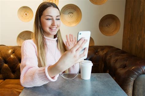 連絡 不精 と は|連絡不精な彼氏の心理とは？彼女が取るべき正しい7つの対応.